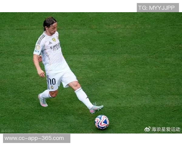 莫德里奇坚定信念重返欧冠期待与米兰共创辉煌成就 莫德里奇坚定信念重返欧冠期待与米兰共创辉煌成就